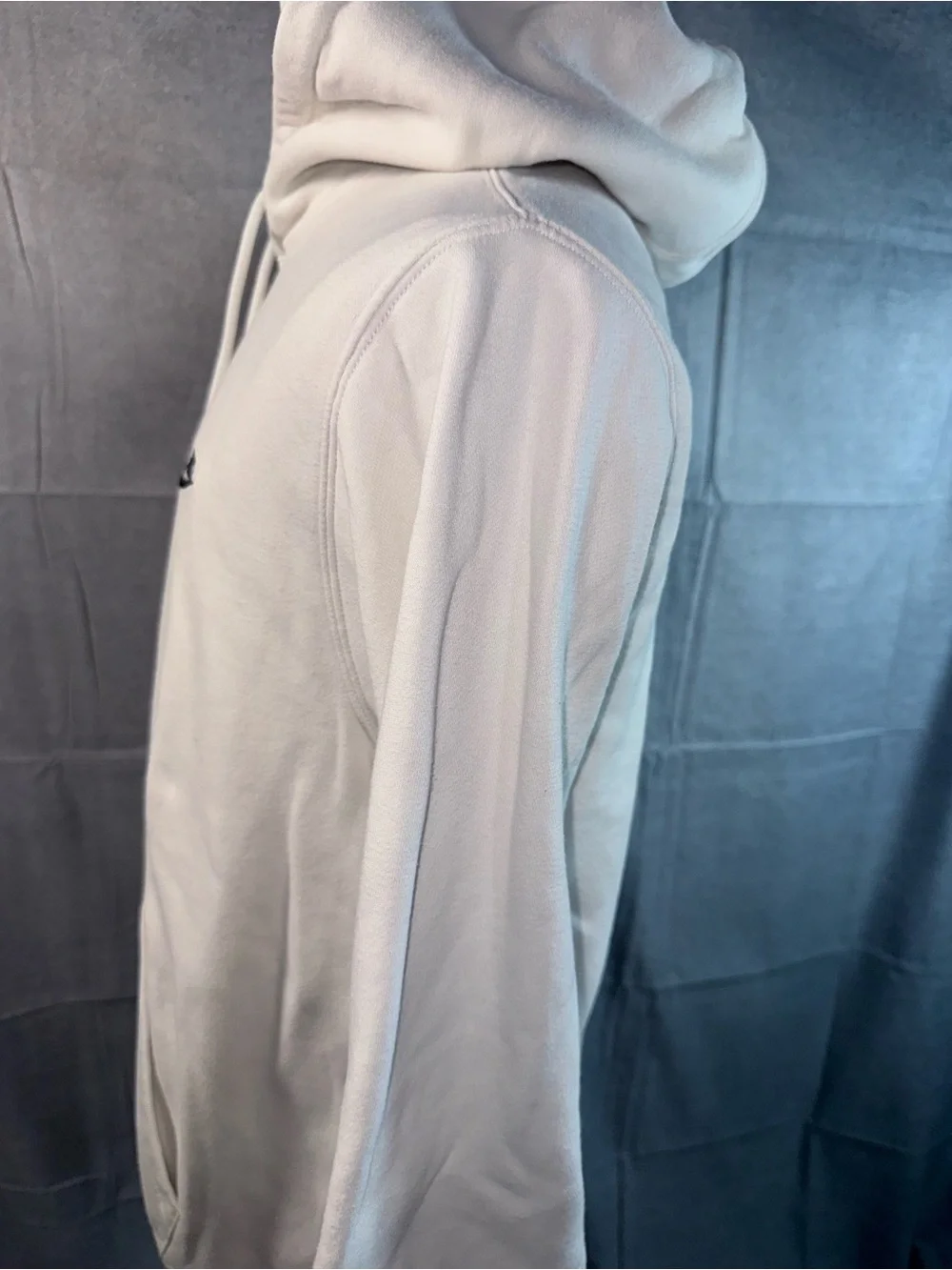 2273-Nike Men's White Hooded Sweatshirt with Black Logo